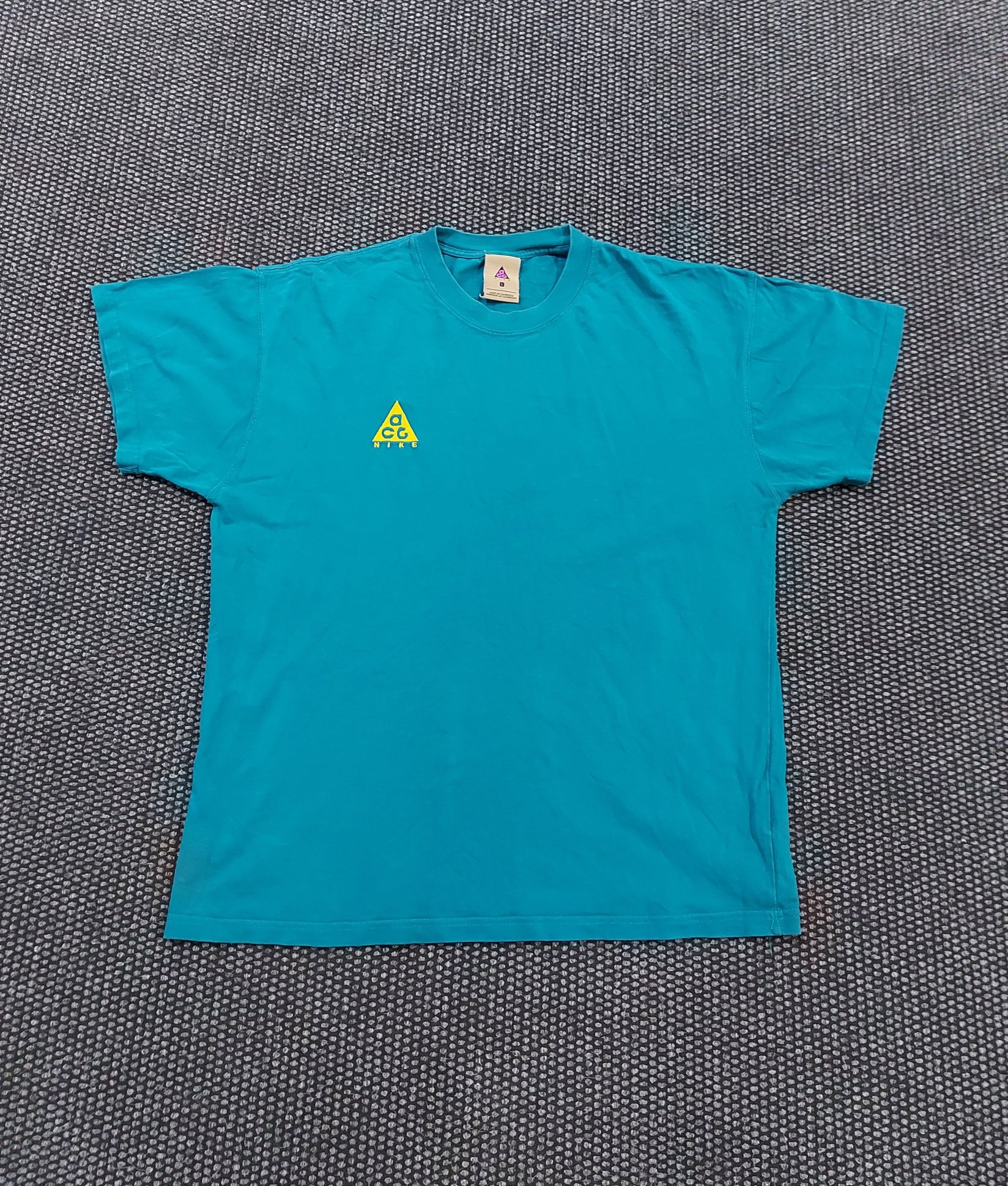 Nike Acg тениска мъжка L размер