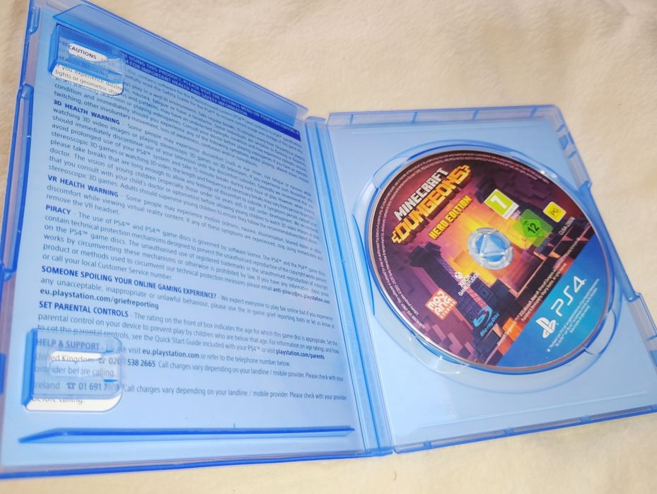 Minecraft Dungeons Hero Edition ps 4 ps5 playstation 4