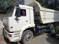 Nukus shahrida KAMAZ 6520 rusumli yuk avtomashinasi sotiladi