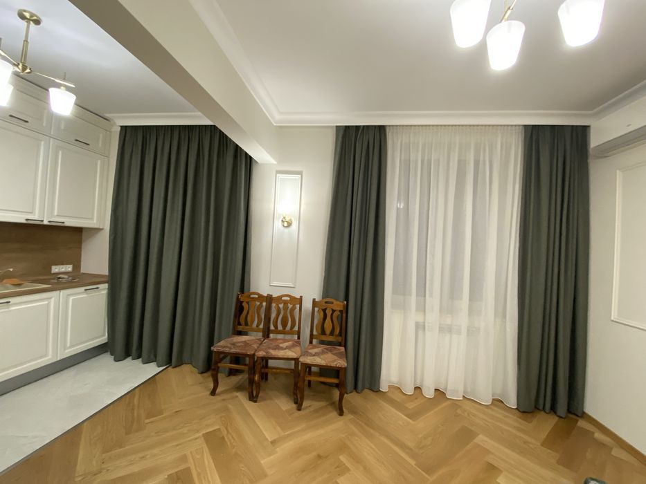 Подновяване на интериор.Калъфи за мебели,пердета по поръчка.