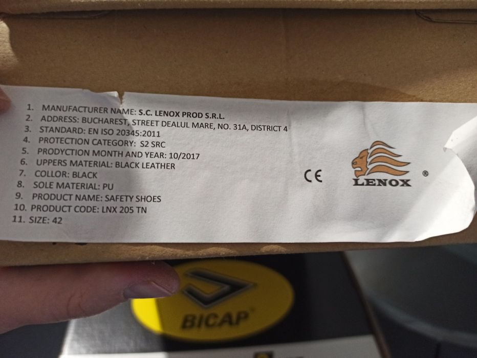 Работни обувки Bicap 39 размер и Lenox 42 размер