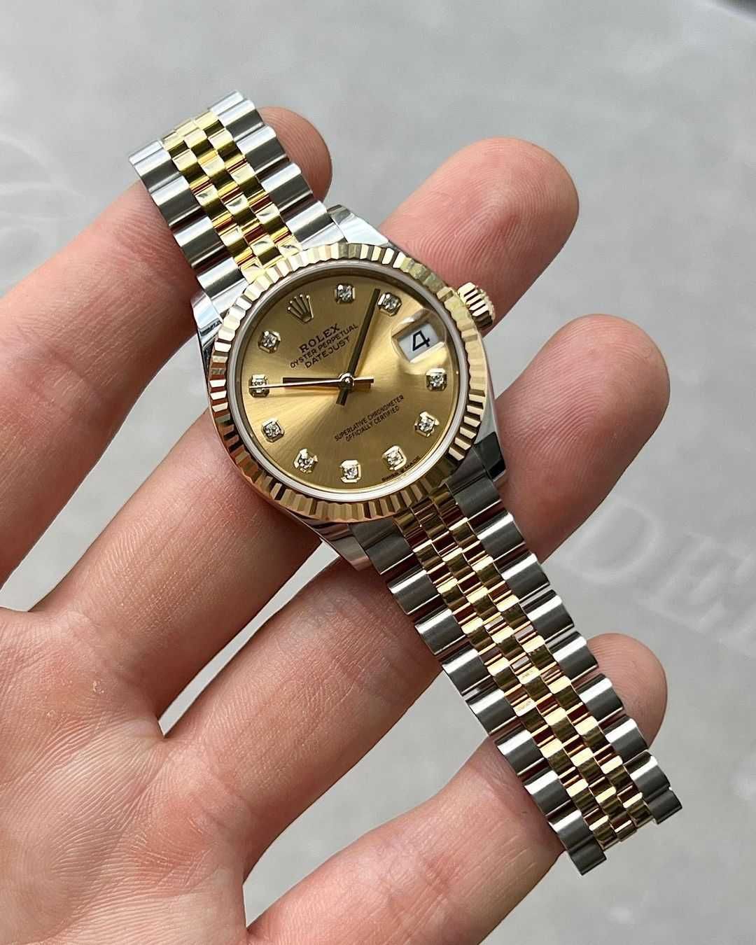 Дамски / Часовници 31mm двуцветен