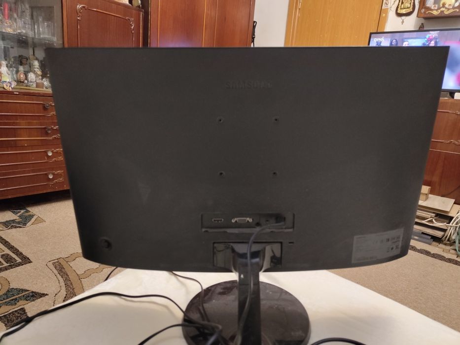 Monitor Samsung C24F390FHR