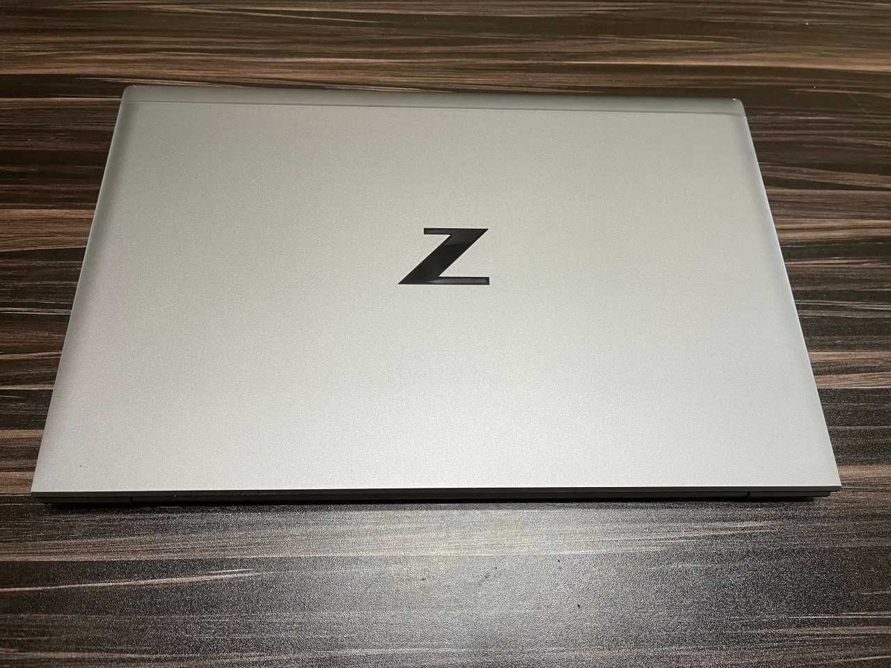 HP ZBook 15 Intel Core i7-1185G7 озу8гб 256ssd