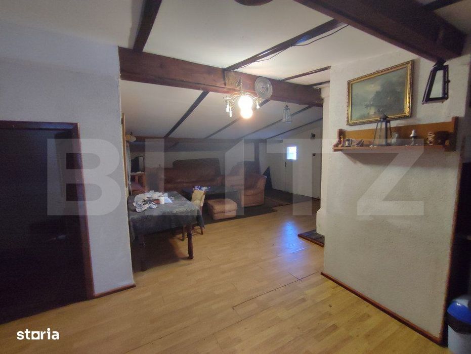 Pensiune 12 camere, 1500 mp teren, Sucevita