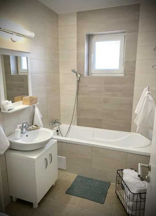 Inchiriez apartament 2 camere Avantgarden 3 Brasov