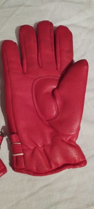 Дамски скиорски ръкавици