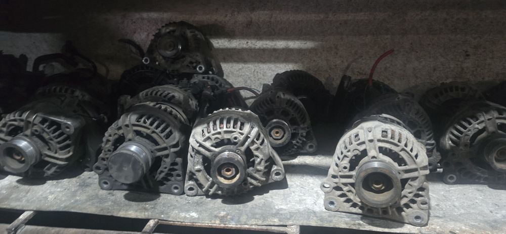 Продавам стартери за автомобили