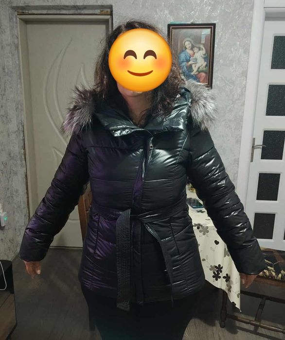 Дамско яке с качулка с косъм от сребърна лисица