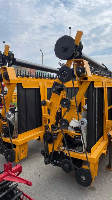 Жатка валковая навесная ЖВН-6,4 на Есиль-760