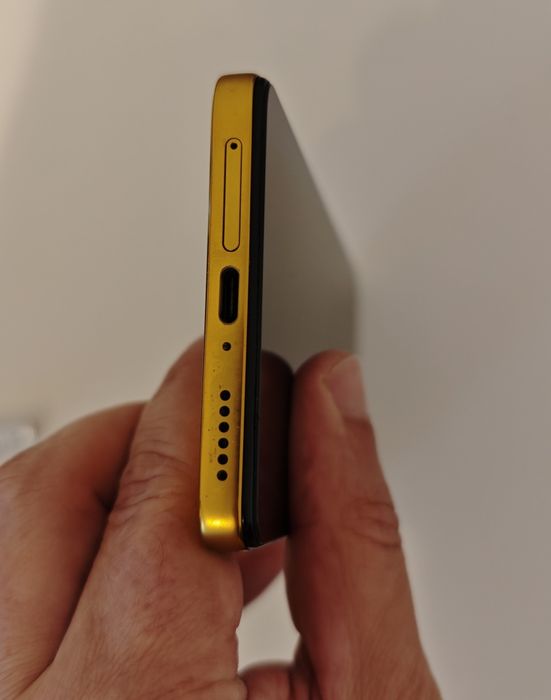 Vând telefon Xiaomi Poco X4 pro 5G pentru piese