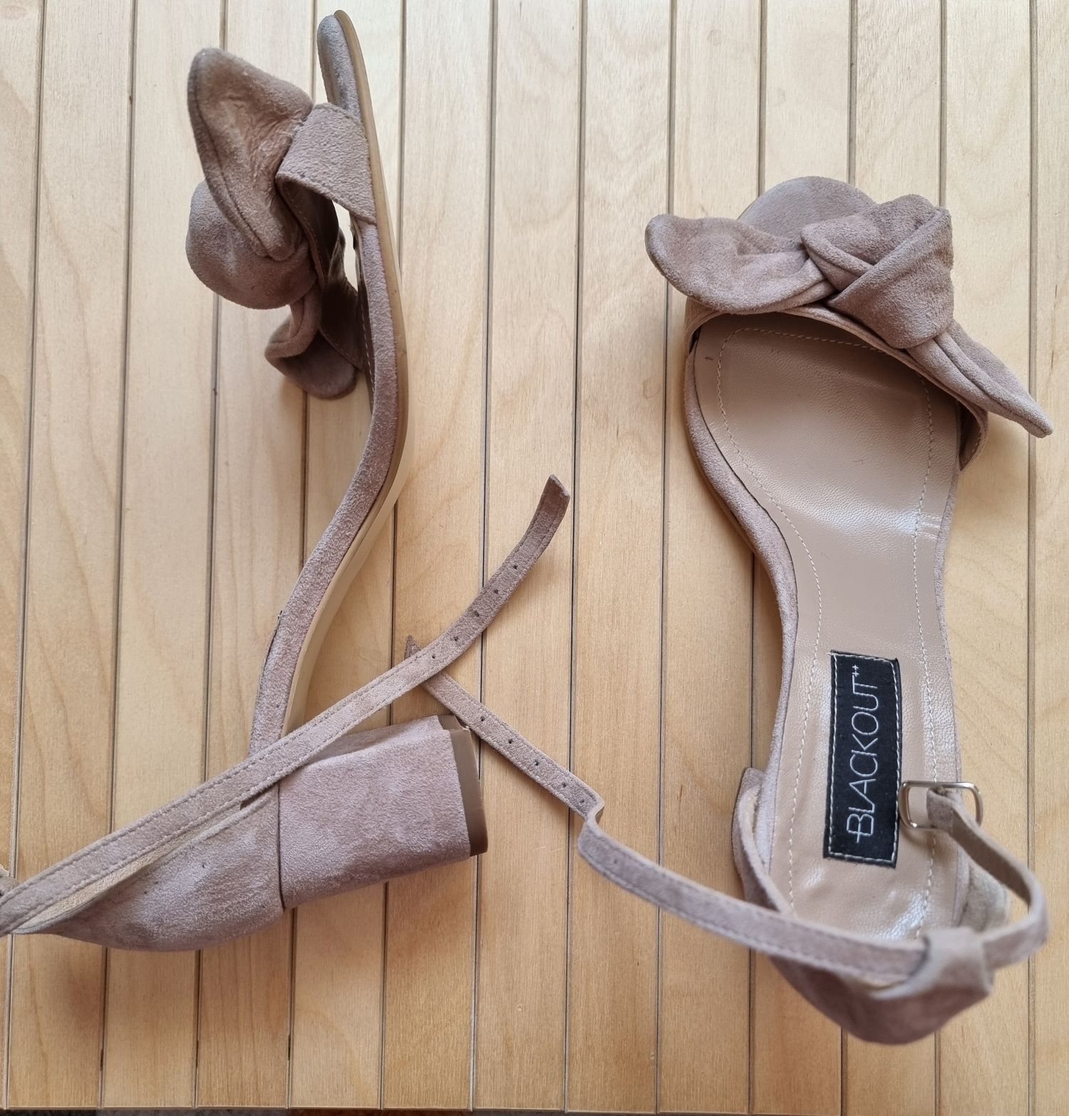 Sandale din piele marimea 39