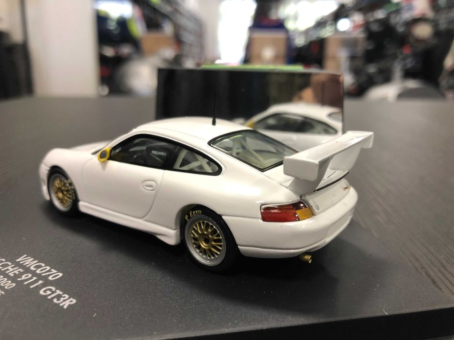 Колекционерски модел метална количкаVITTESE PORSCHE 911 GT3R 1:43 нова