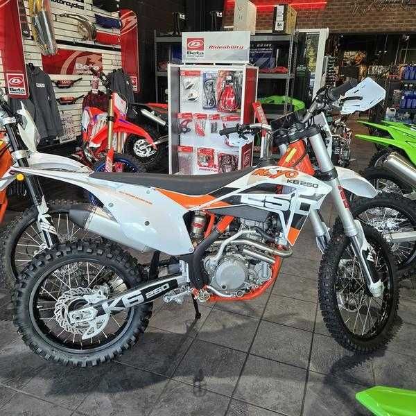 MYMOTO CLUJ vinde : KAYO - motocicleta offroad K6 ENDURO 250cc