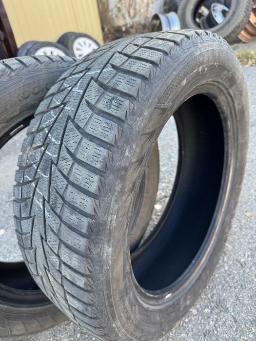 Продам шины зимние Hankook