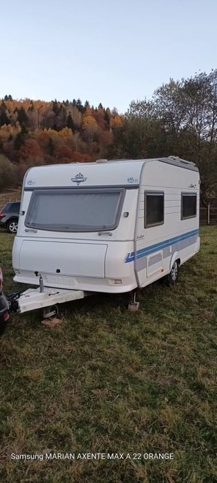 Vând o superbă Rulotă marca Hobby Excellent 400,fabricată în Olanda