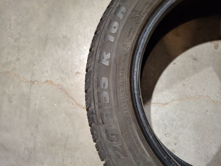 4 Anvelope de iarna 205 55 r16 Semperit