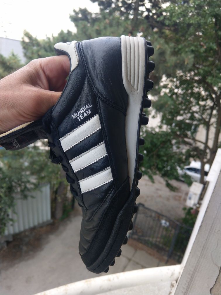 Стоножки Adidas Copa Mondial.  42нм. 26,5см.