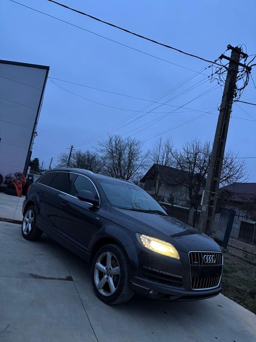 Audi Q7 2013 S-line