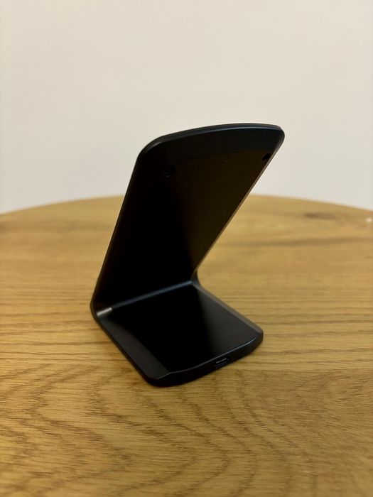 Încărcător Wireless Vertical 15W – Fast Charging