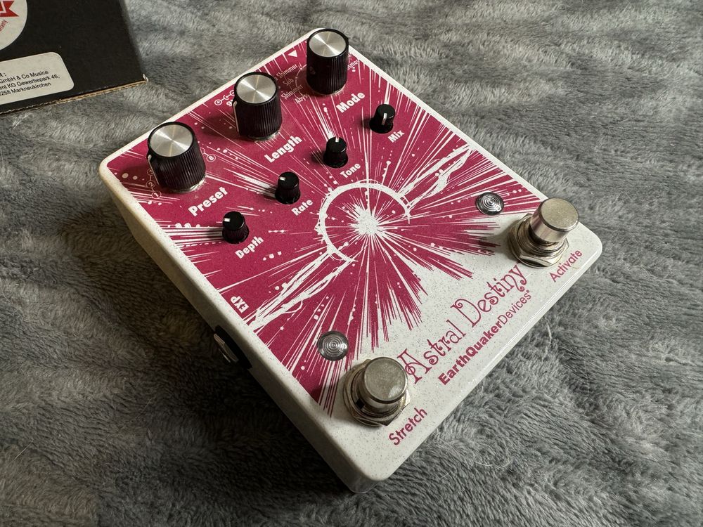 Pedala reverb chitara voce Earthquaker Devices Astral Destiny