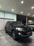 Toyota Land Cruiser 200/ 4Литрли. Идеал состаяния.