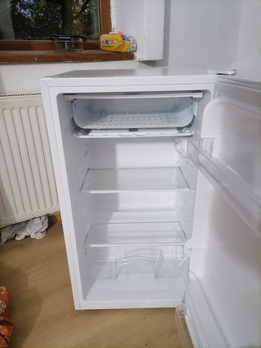 vand frigider albatros nou cu garantie