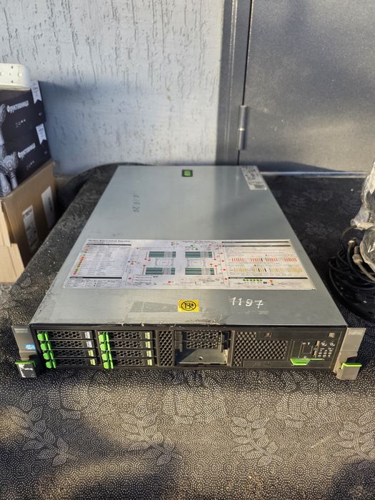 Сервер Fujitsu PRIMERGY RX300 S7