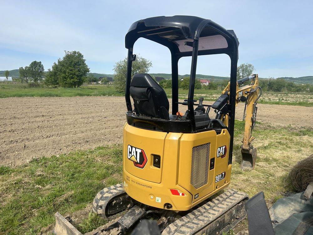 Miniexcavator Caterpillar 1.9t -2022