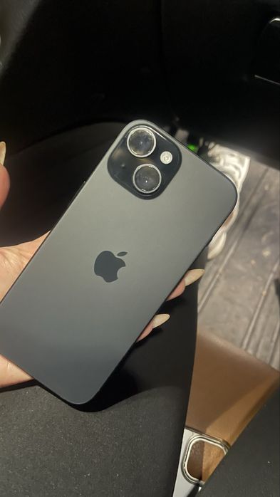 Schimb Iphone 15 128gb cu Iphone 16 plus roz