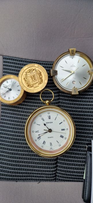 Lot 3 ceasuri de birou Swiza