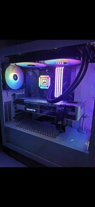 Corsair Vengeance RGB RT 32GB (4х8) 3600Mhz CL16 DDR4 с БГ гаранция!