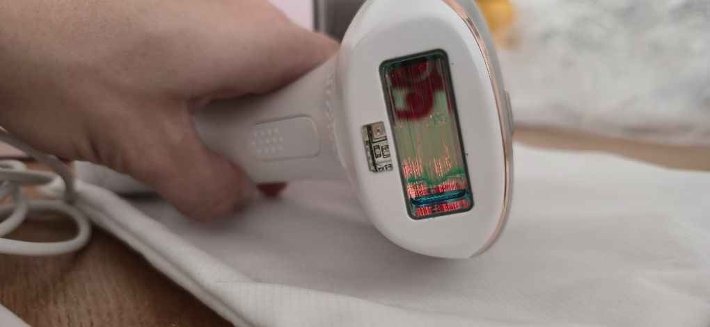 Фотоепилатор IPL Philips Lumea Advanced SC1998/00