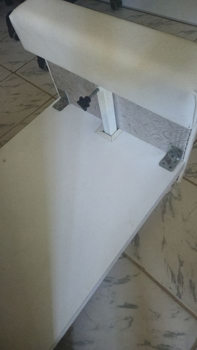 Стол за педикюр ползван