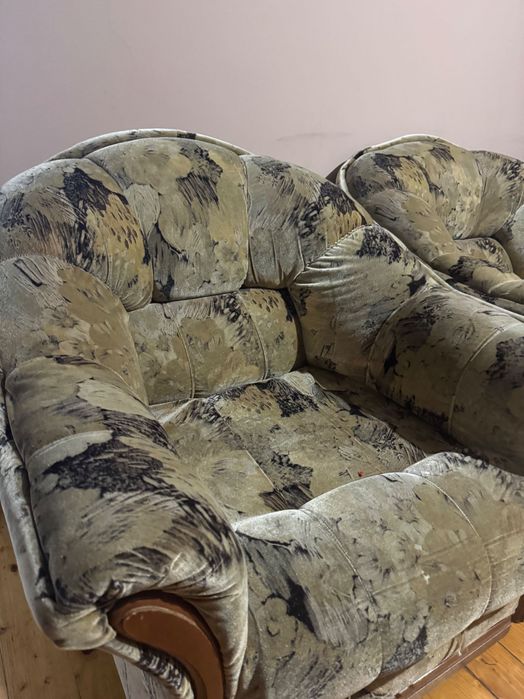 Два фотьойла + Един Диван за Подаряване