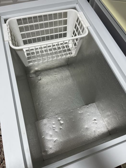 Продам морозильник