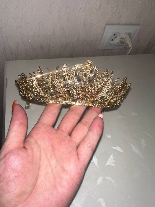 Продаётся короны для невест