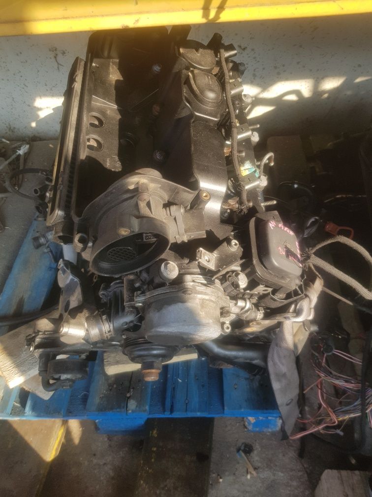 Motor bmw e46 320d 150 cp