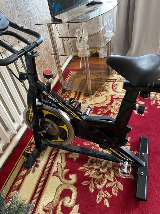 Велотренажер почти новая