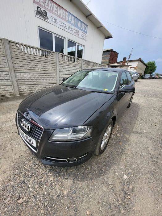 Bara fata / Aripa fata stanga/ Capota fata Audi A3 2011