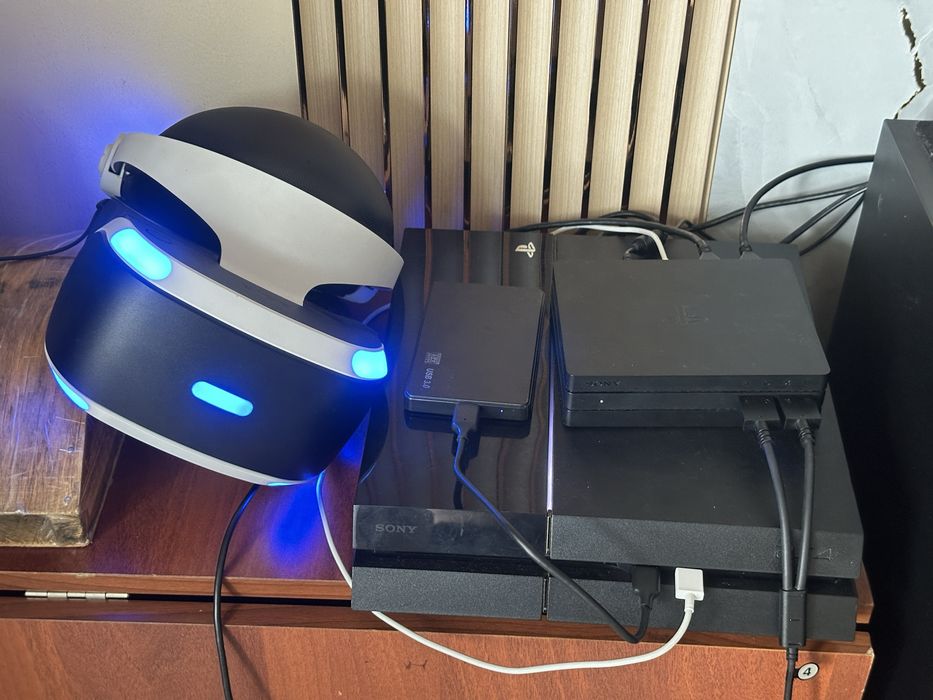 Ps4 1000gb +ps vr2 +внешний накопитель +игры