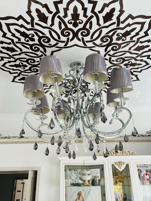 Люстра для зал