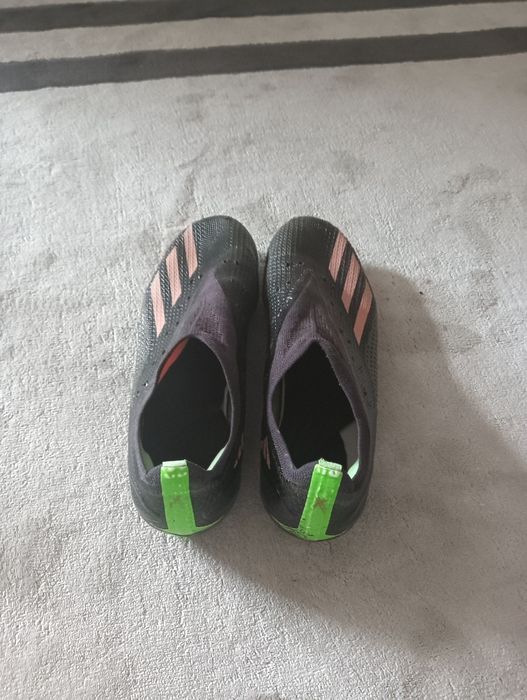 Vând ghete fotbal adidas/puma/nike