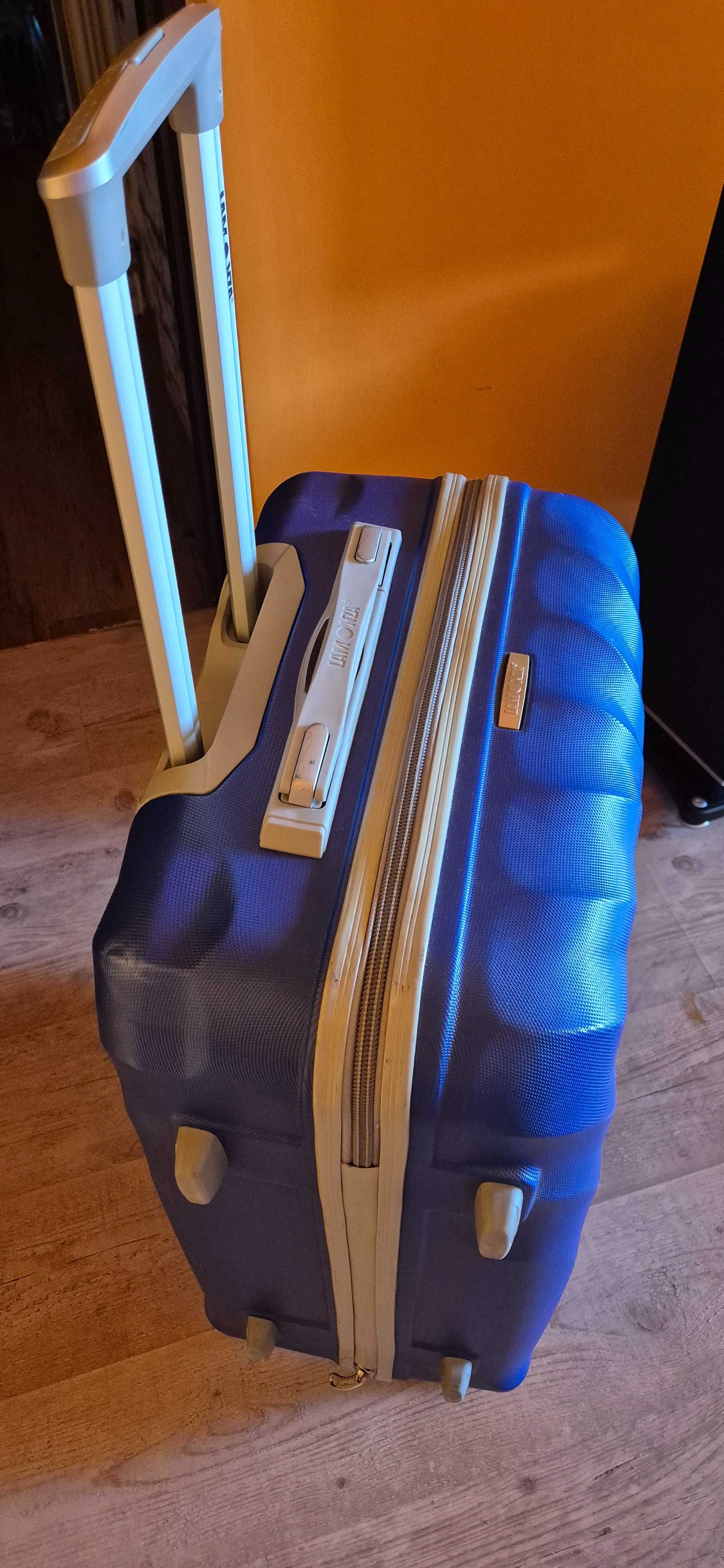 Troler cală, dimensiune mare.