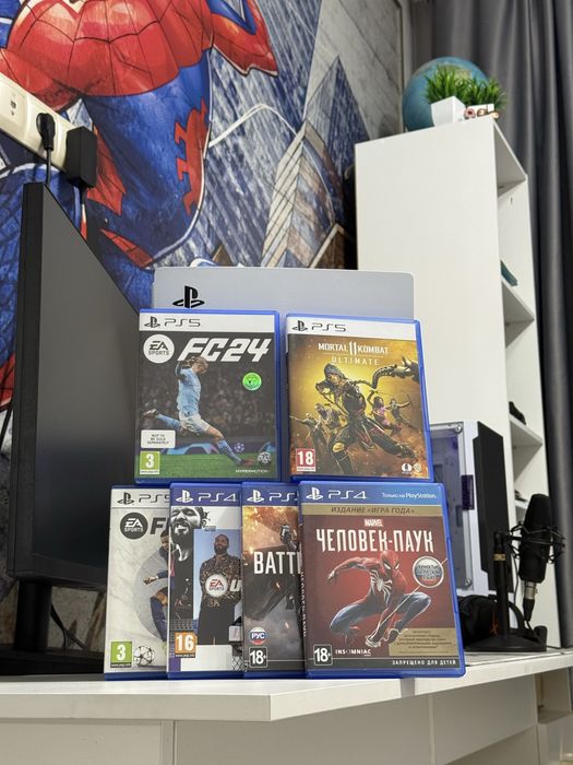 Продам новый Sone Playstation5 в отличном состоянии