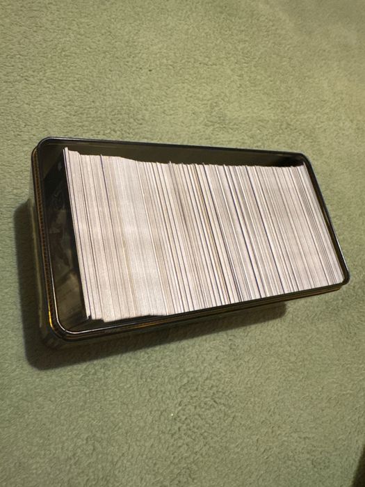 Продавам ново оригинални Югио карти на добра цена