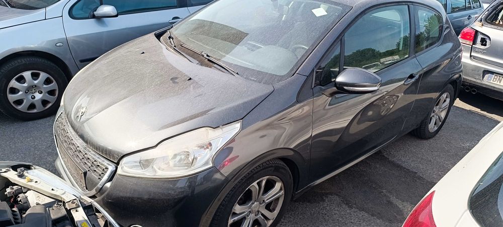 Peugeot 208 1.6 E-HDi 2012-2016г. на части