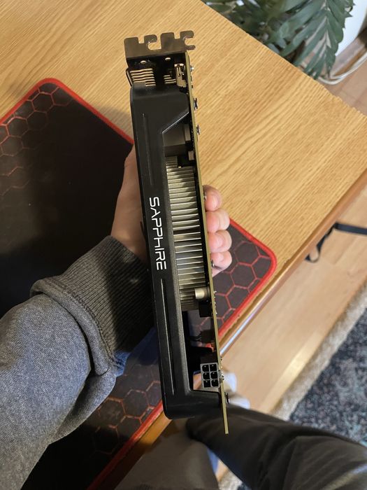 Placă video Rx560 4gb