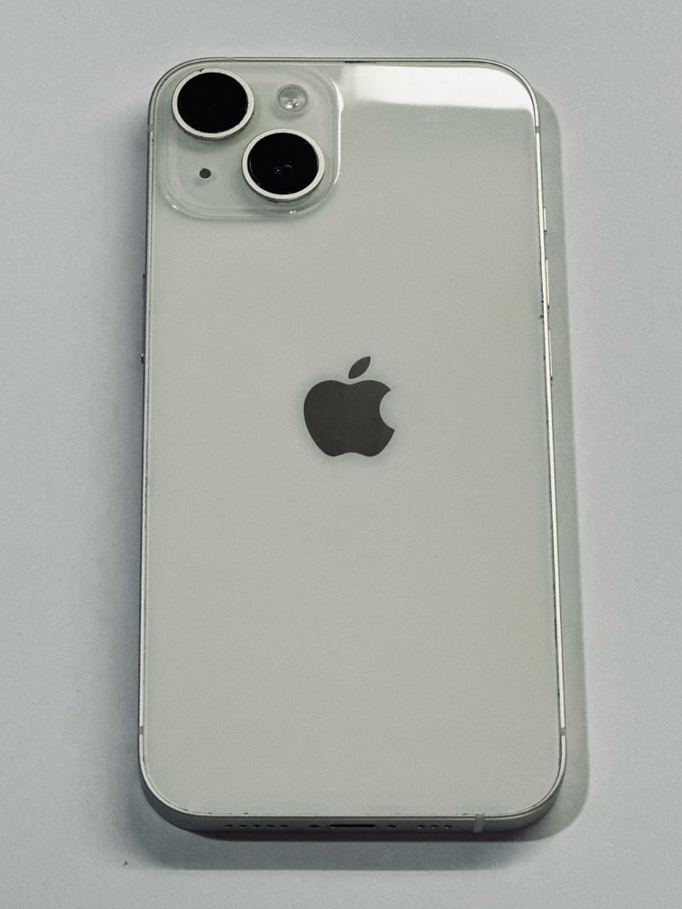 iPhone 14 бял 95% battery