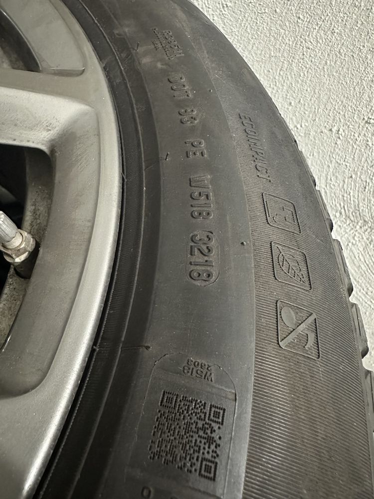 Зимни джанти с гуми за BMW X5 X6 G05 G06 265/50/19